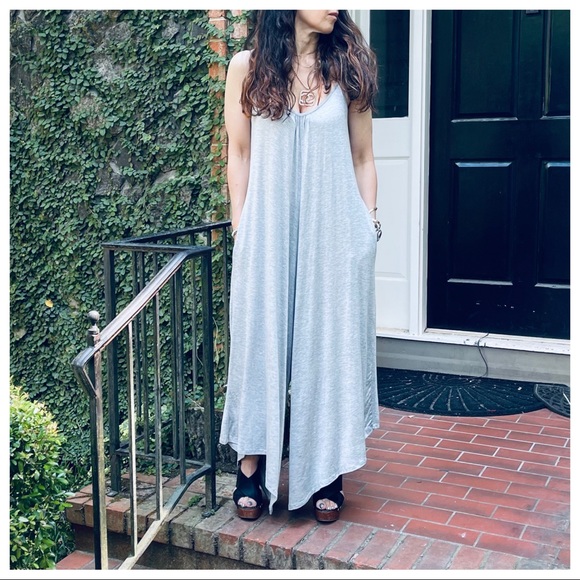 Sleeveless palazzo pants jumpsuit with pockets - Picture 8 of 11